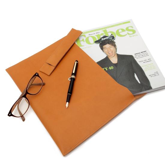 [노트 증정] 디바움 브리프케이스 에르데 천연 소가죽 (편지봉투형)